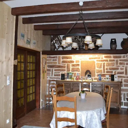 Prázdninový dům Spacieux Avec Terrasse, 3 Chambres, Equipements Bebe, A 16 Km De Gerardmer - Fr-1-589-23 *
